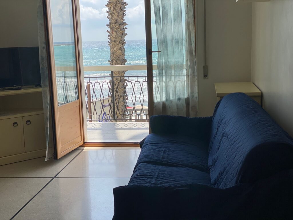 6 Soggiorno2 1024x768